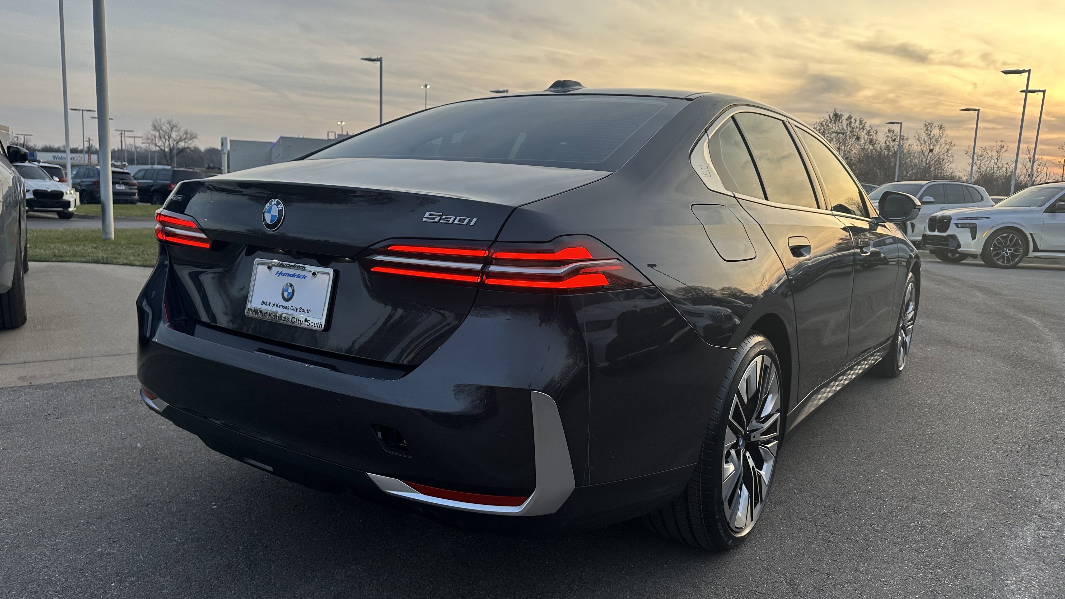 Used 2026 BMW 530i xDrive w/ Premium Package image 10