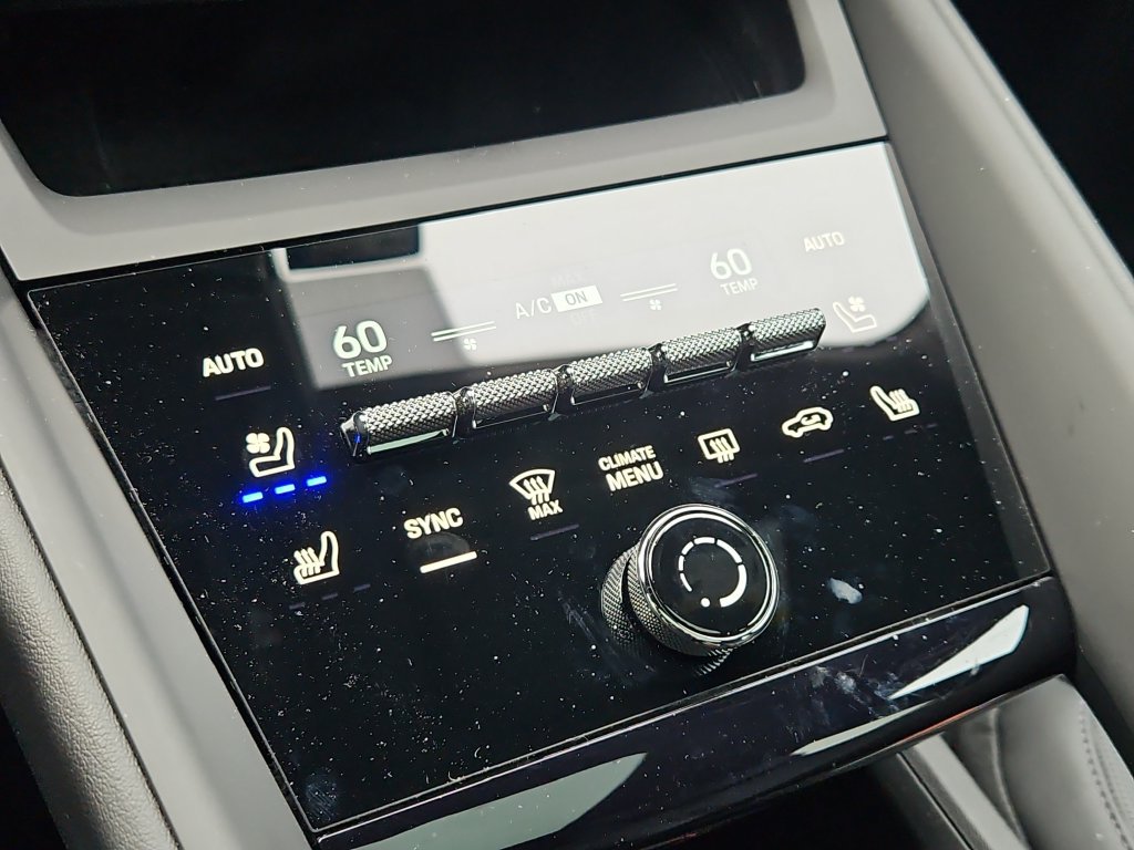 Certified 2026 Porsche Macan 4 Electric AWD/4WD image 20