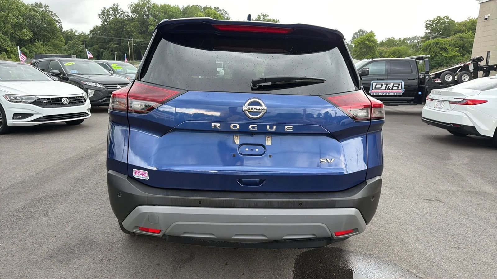 Used 2021 Nissan Rogue SV FWD image 4
