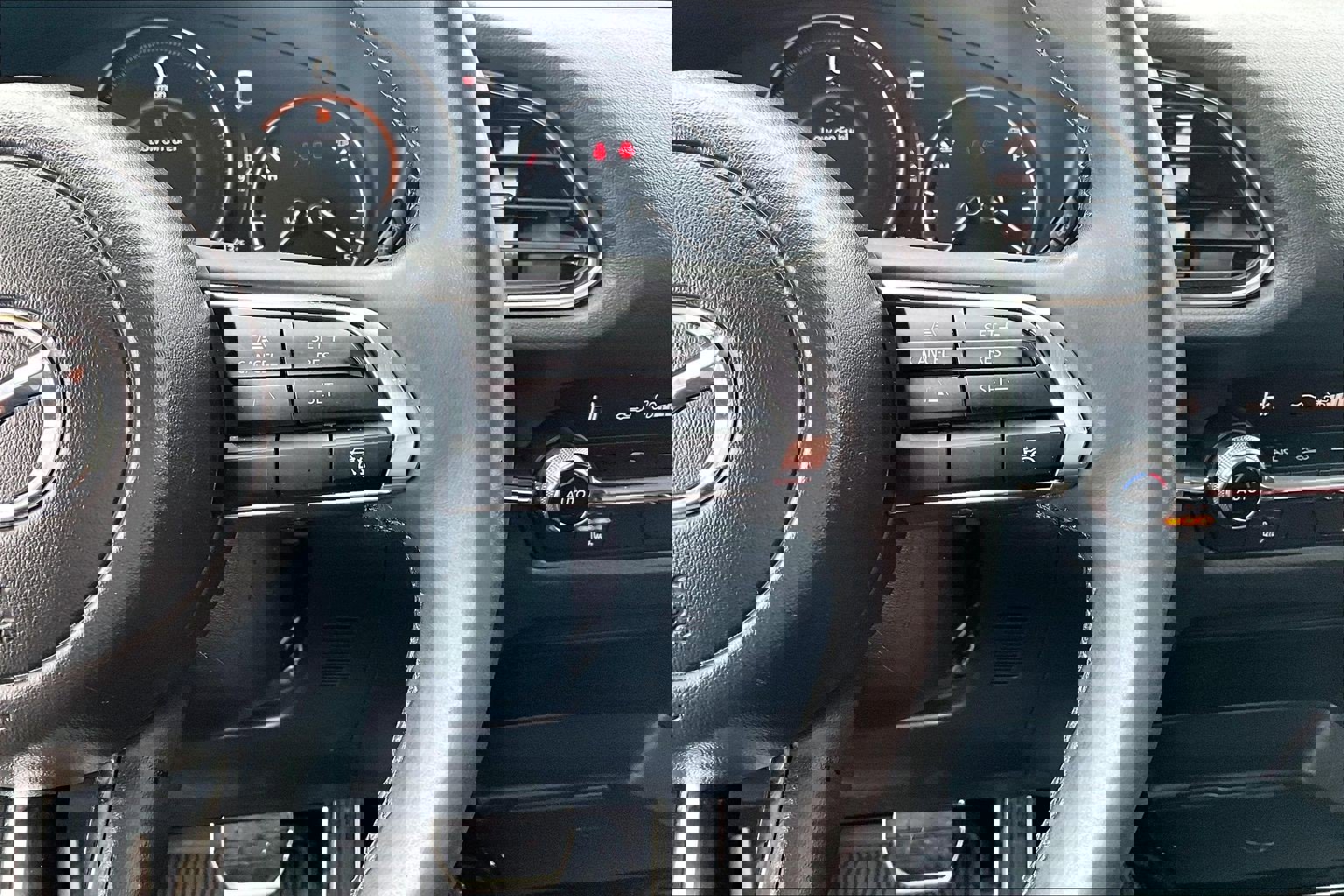 Used 2024 MAZDA CX-30 AWD 2.5 S w/ Preferred Package image 12