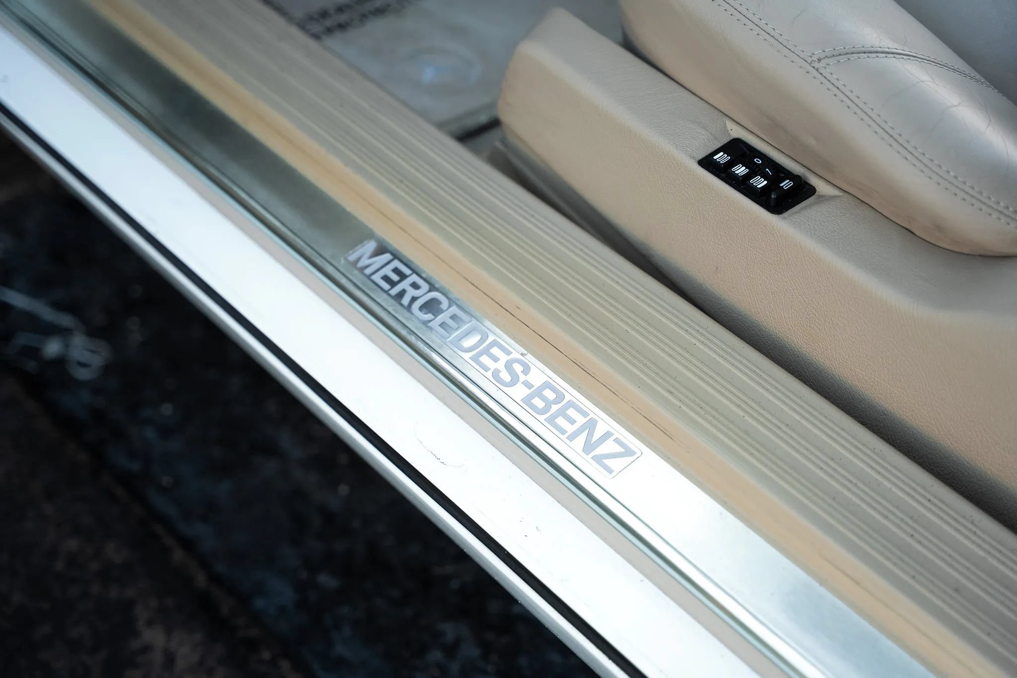 Used 1997 Mercedes-Benz S 500 Coupe image 34