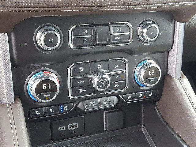 Used 2024 GMC Yukon SLT image 16