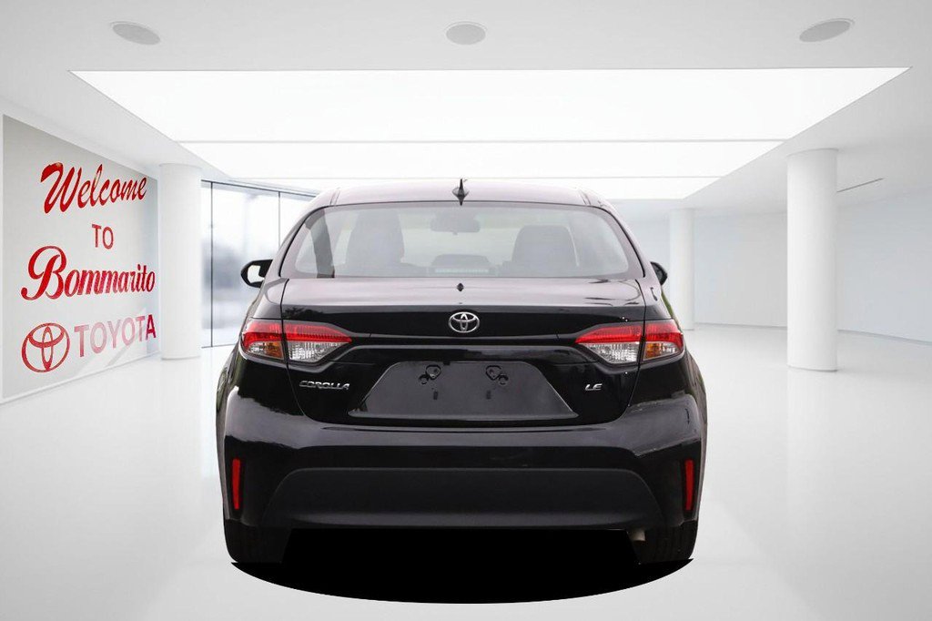 Certified 2025 Toyota Corolla LE FWD image 6