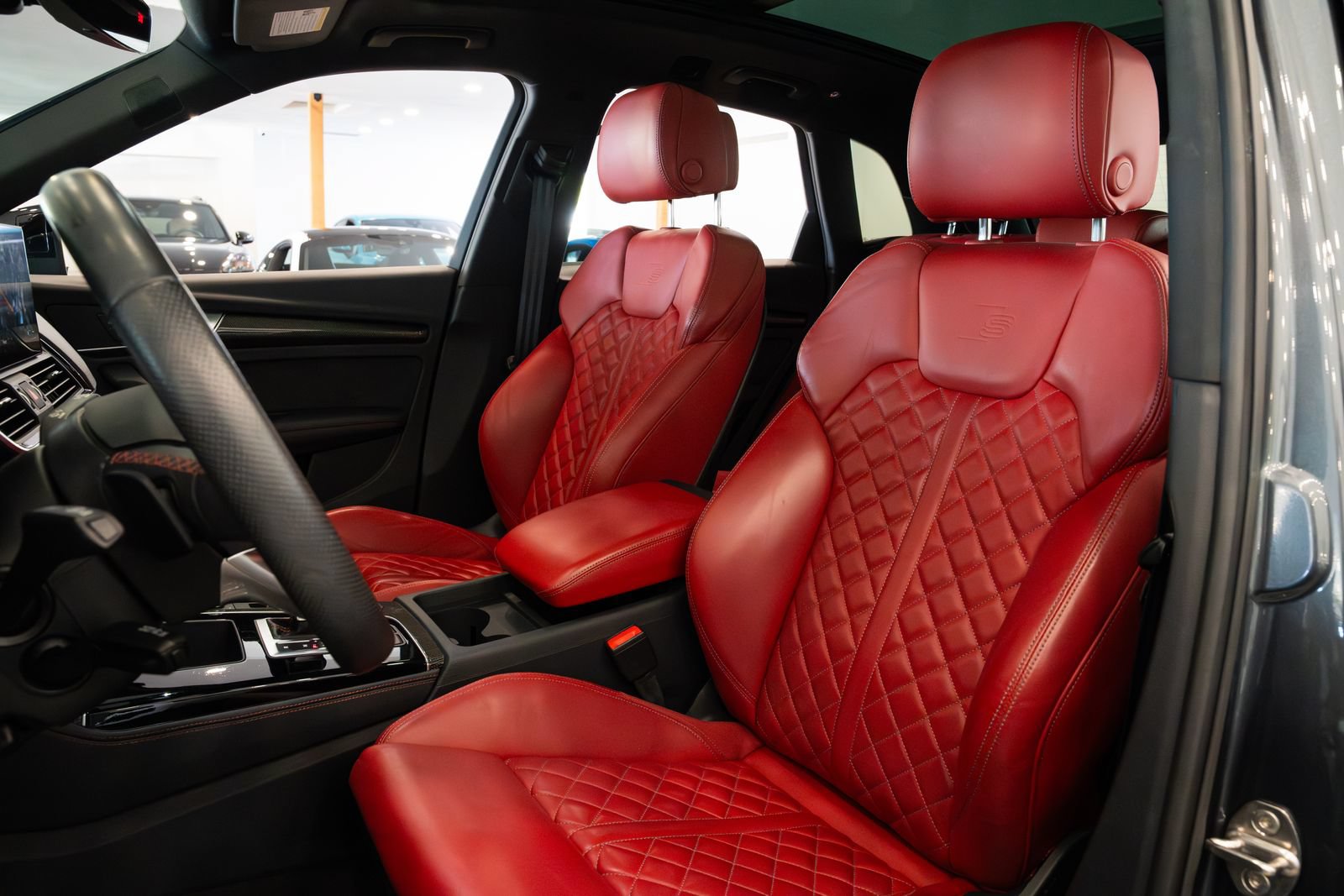 Used 2023 Audi SQ5 Premium Plus w/ Premium Plus Package AWD/4WD image 18