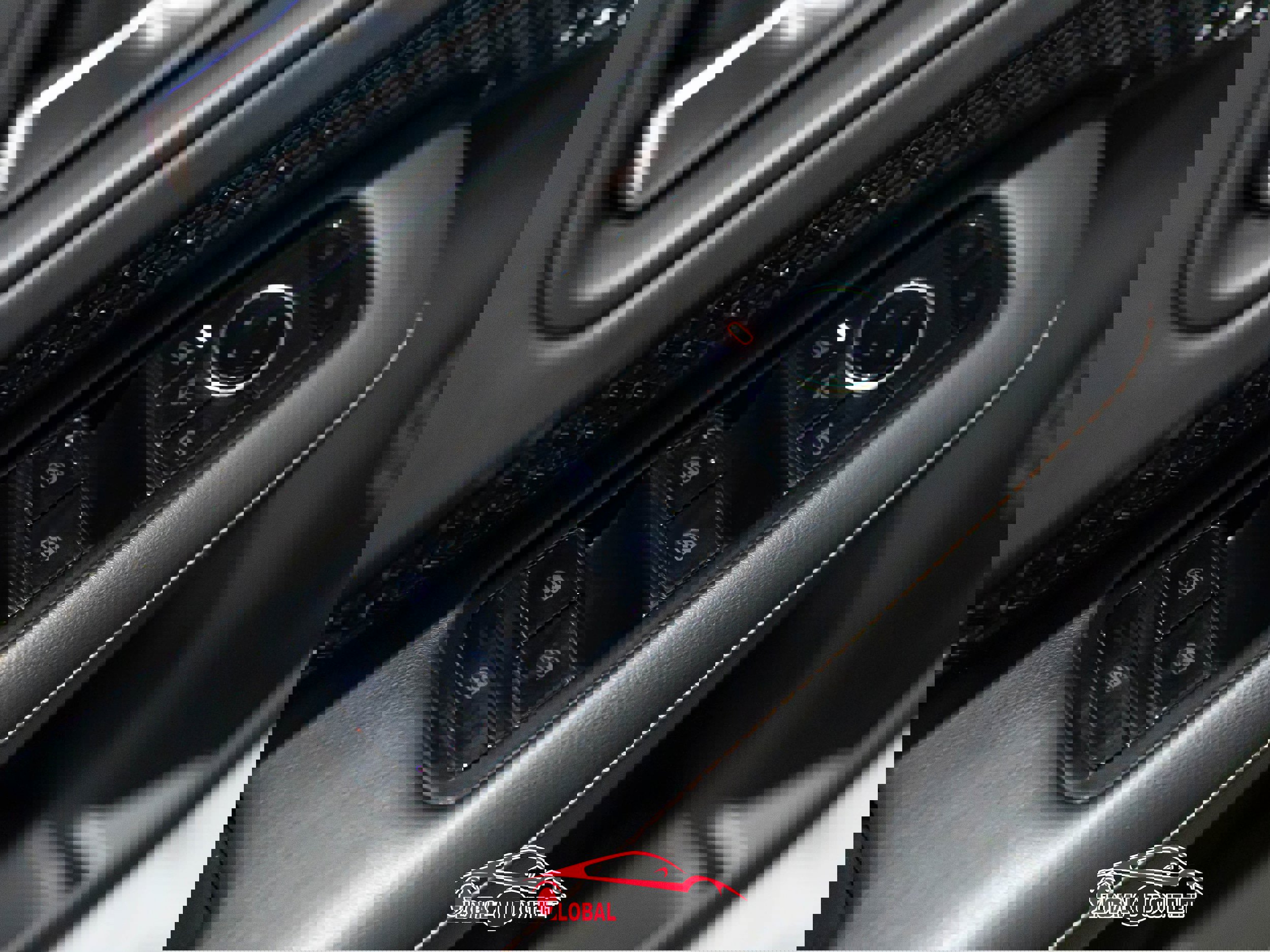 Used 2023 Nissan Ariya FWD image 37