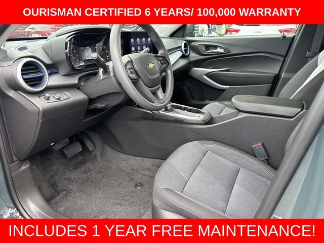 Used 2025 Chevrolet Trax LS w/ LS Convenience Package FWD image 17