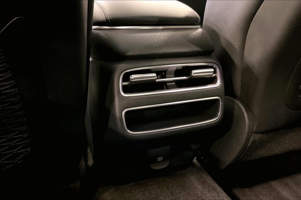 Used 2026 Genesis GV70 2.5T Select image 10