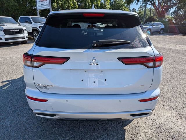 Used 2024 Mitsubishi Outlander SE Black Edition FWD image 6