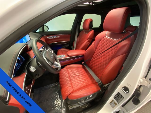 Used 2023 Genesis GV70 3.5T Sport w/ Sport Prestige Package AWD/4WD image 13