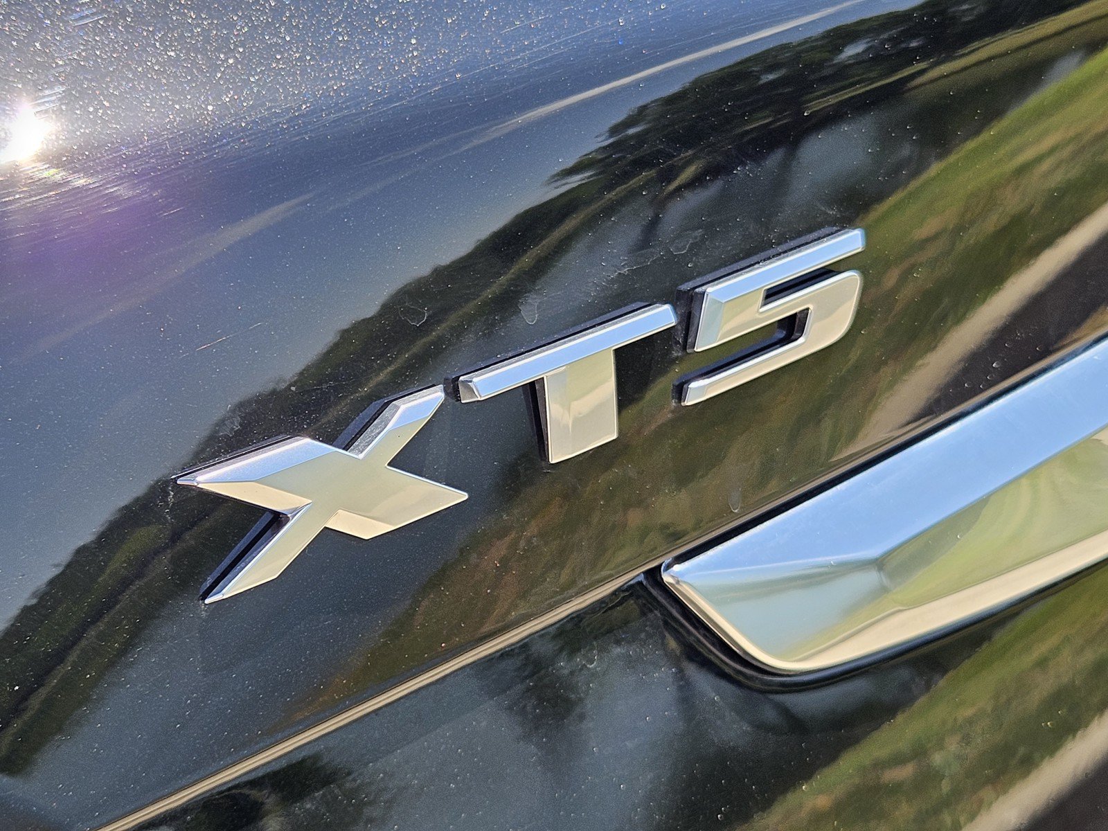 New 2026 Cadillac XT5 Luxury FWD image 8
