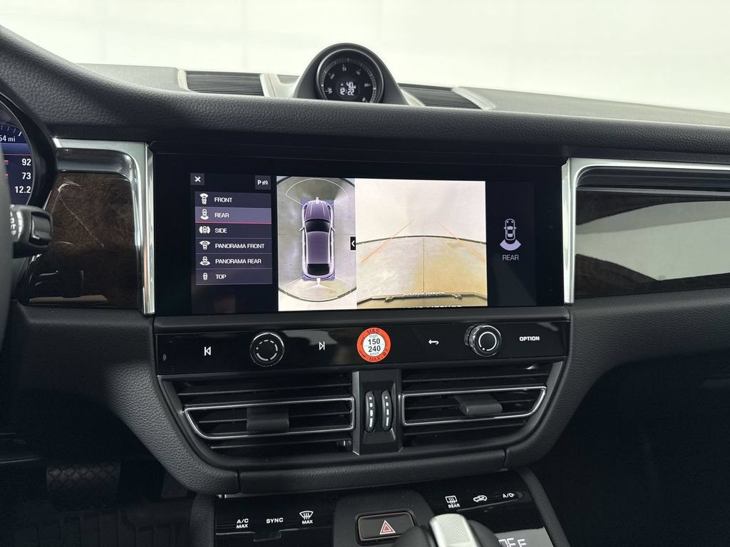 New 2026 Porsche Macan AWD/4WD image 29