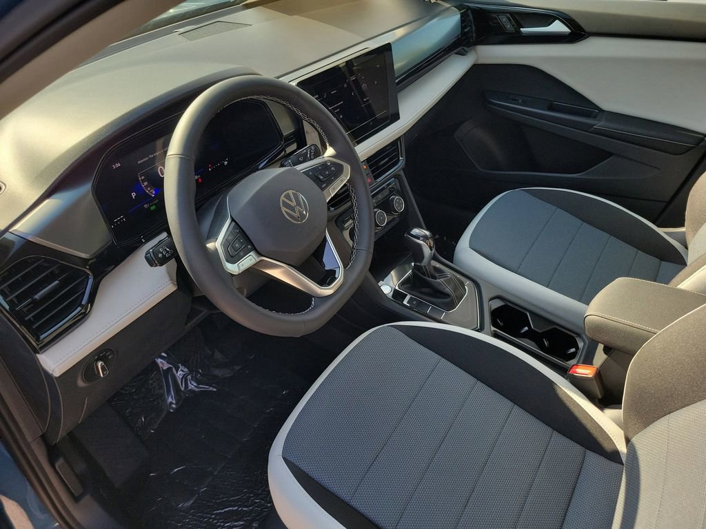 New 2026 Volkswagen Taos S FWD image 7
