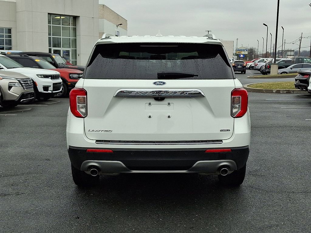 Certified 2022 Ford Explorer Limited w/ Hybrid Equipment Group 310A image 5