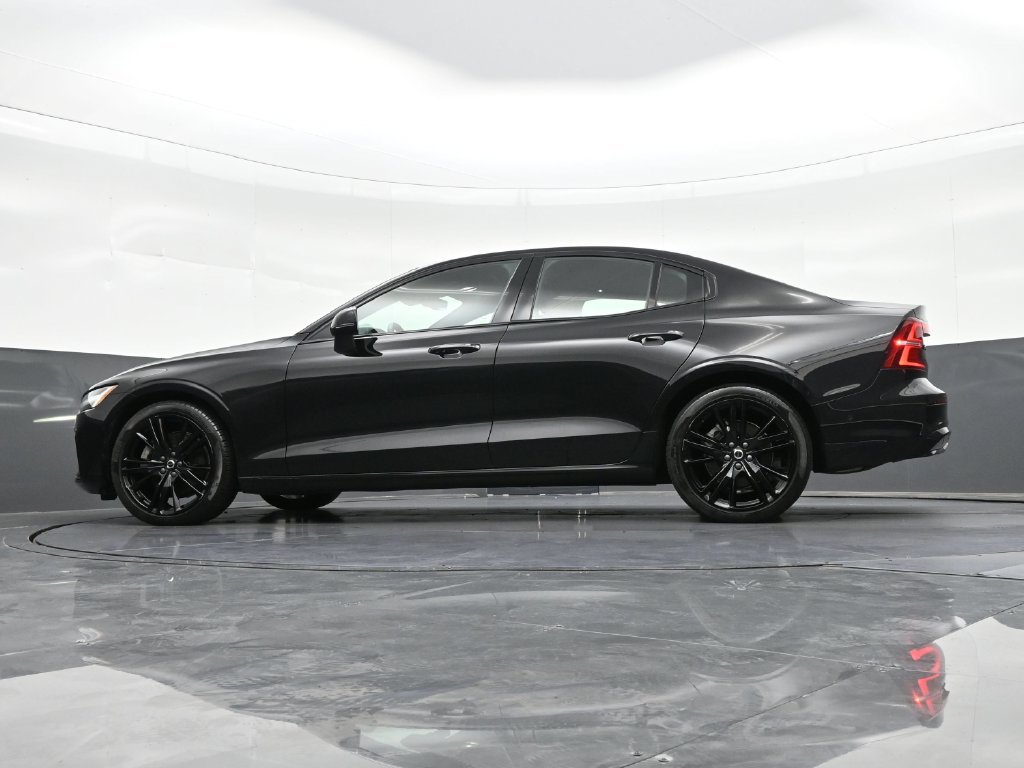 Certified 2024 Volvo S60 B5 Plus FWD image 23
