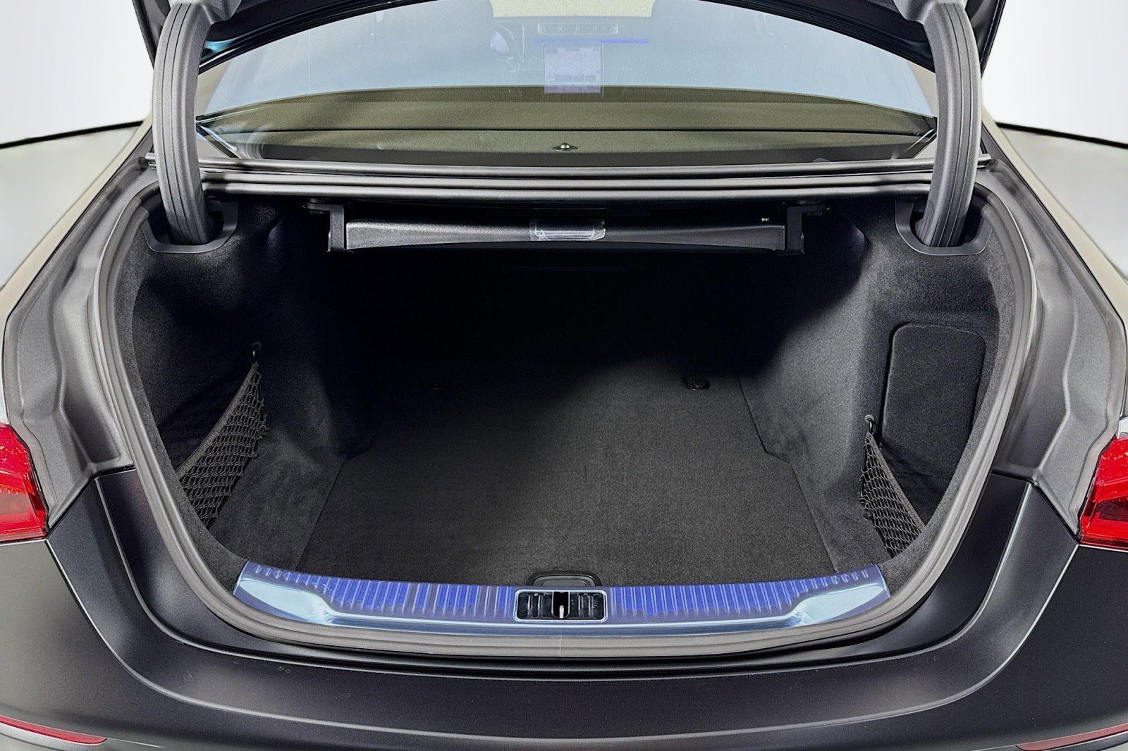 New 2026 Mercedes-Benz S 580 4MATIC Sedan image 22