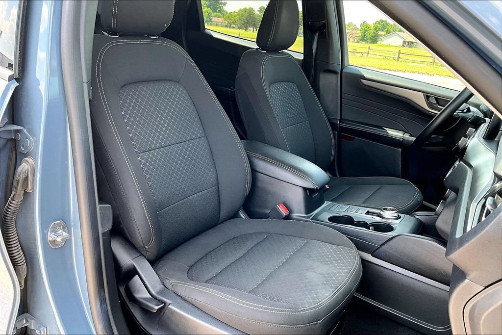 Used 2024 Ford Escape Active AWD/4WD image 7