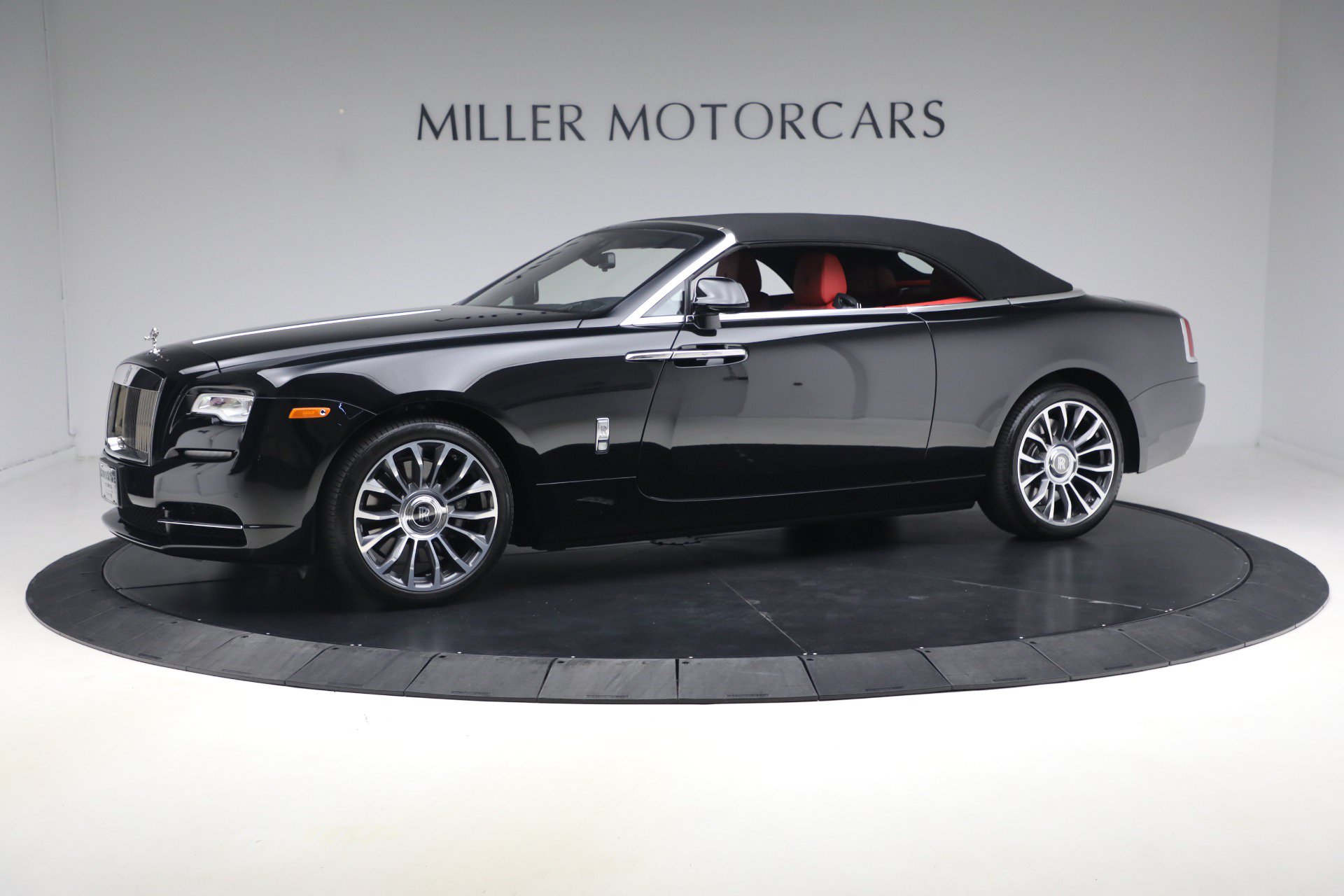 Certified 2020 Rolls-Royce Dawn RWD image 16