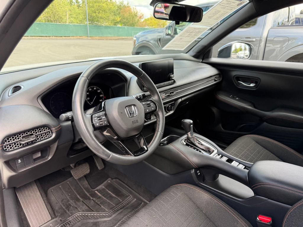 Used 2024 Honda HR-V Sport image 15