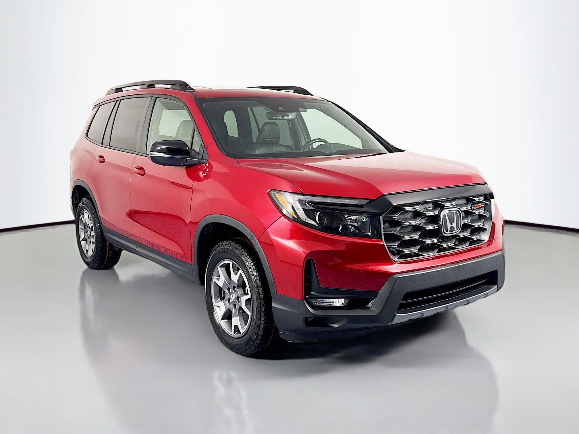 Certified 2023 Honda Passport TrailSport image 3