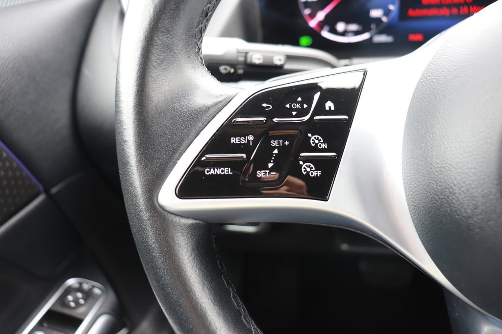 Used 2025 Mercedes-Benz GLA 250 image 21