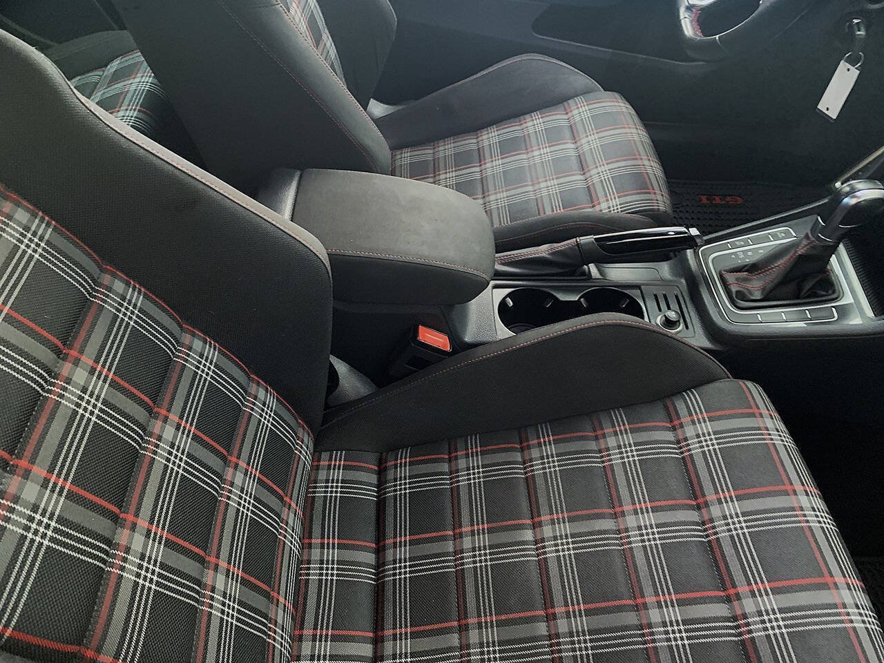 Used 2016 Volkswagen GTI S FWD image 12