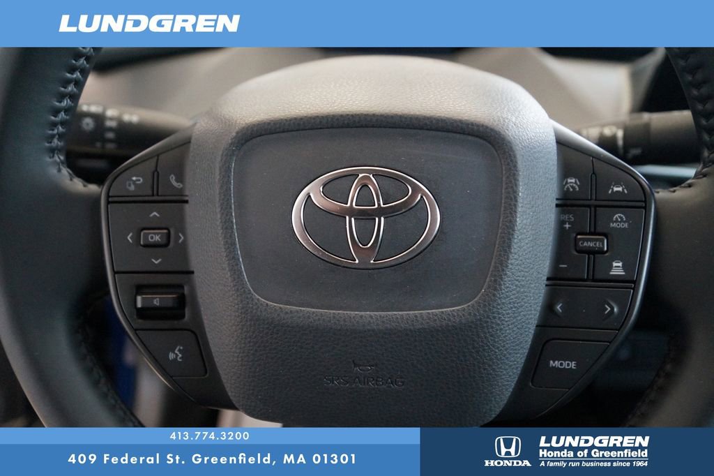 Used 2024 Toyota Prius LE image 18