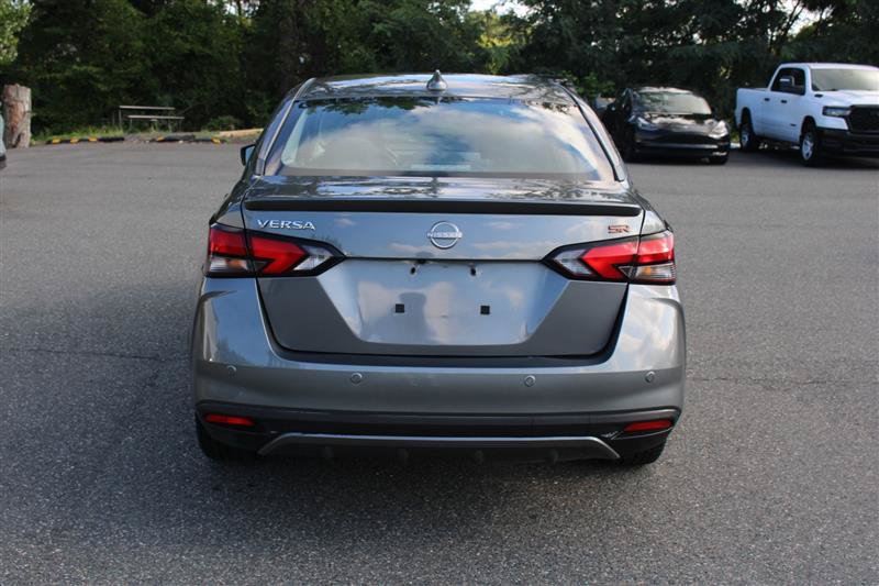 Used 2024 Nissan Versa SR FWD image 6