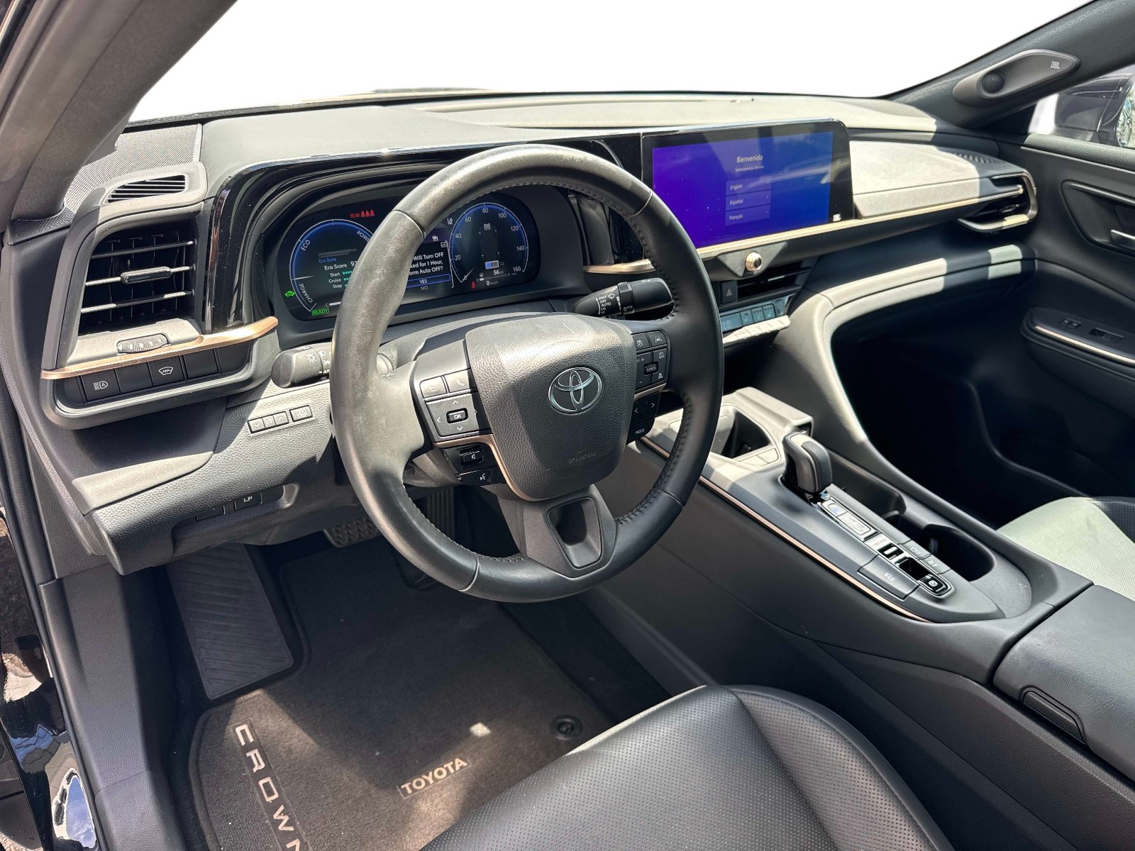 Used 2023 Toyota Crown AWD/4WD image 21