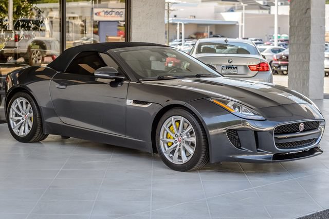 Used 2016 Jaguar F-TYPE Convertible RWD image 4