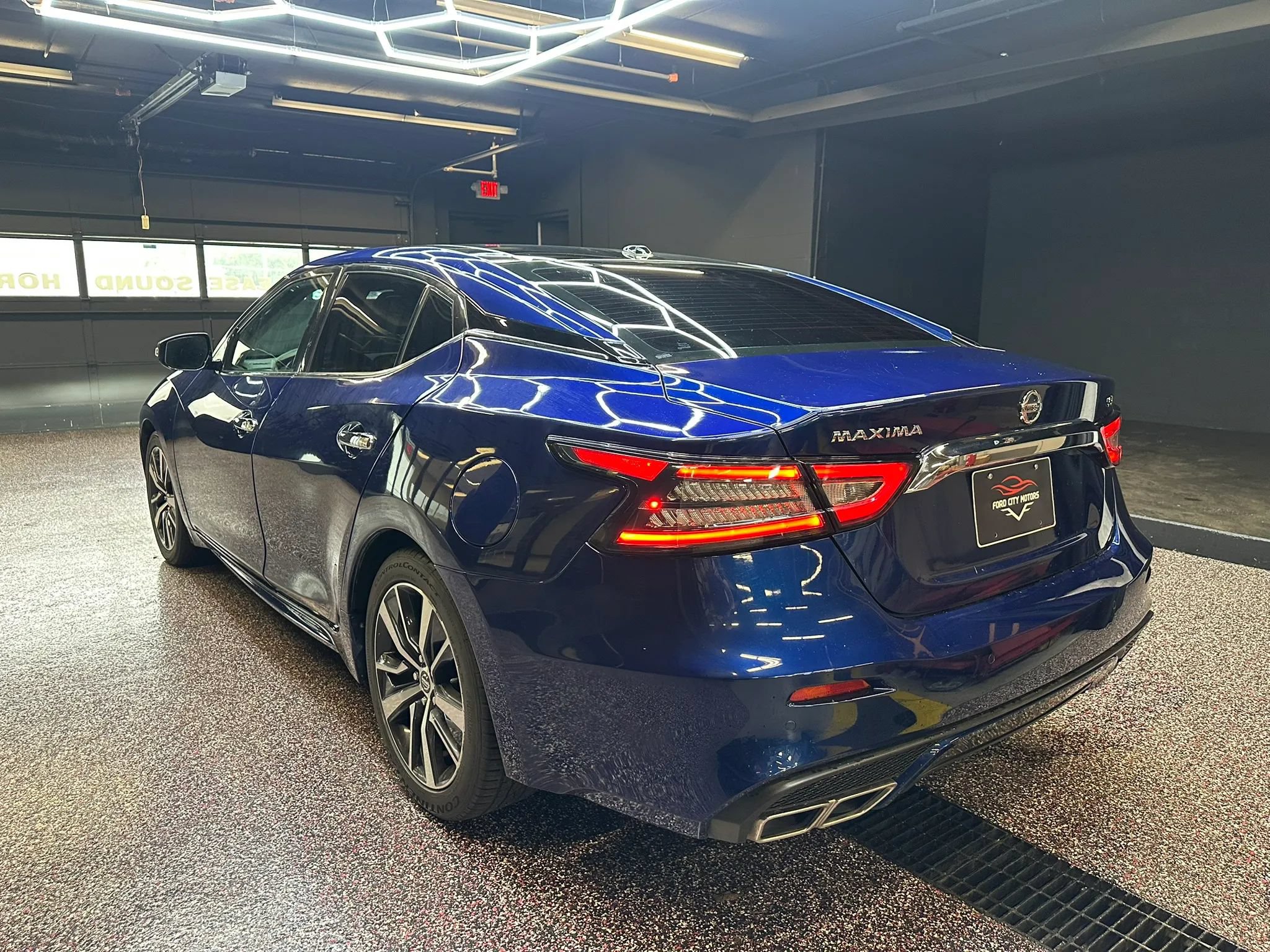 Used 2020 Nissan Maxima 3.5 SL w/ Floor Mat Group FWD image 5