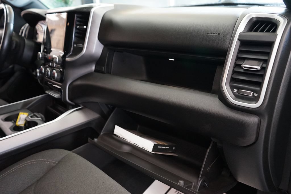 Used 2022 RAM 1500 Big Horn AWD/4WD image 43