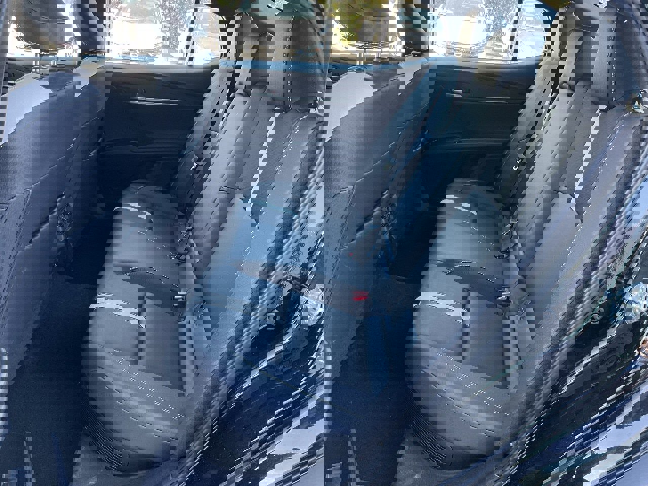 Used 2025 Toyota Camry SE image 15