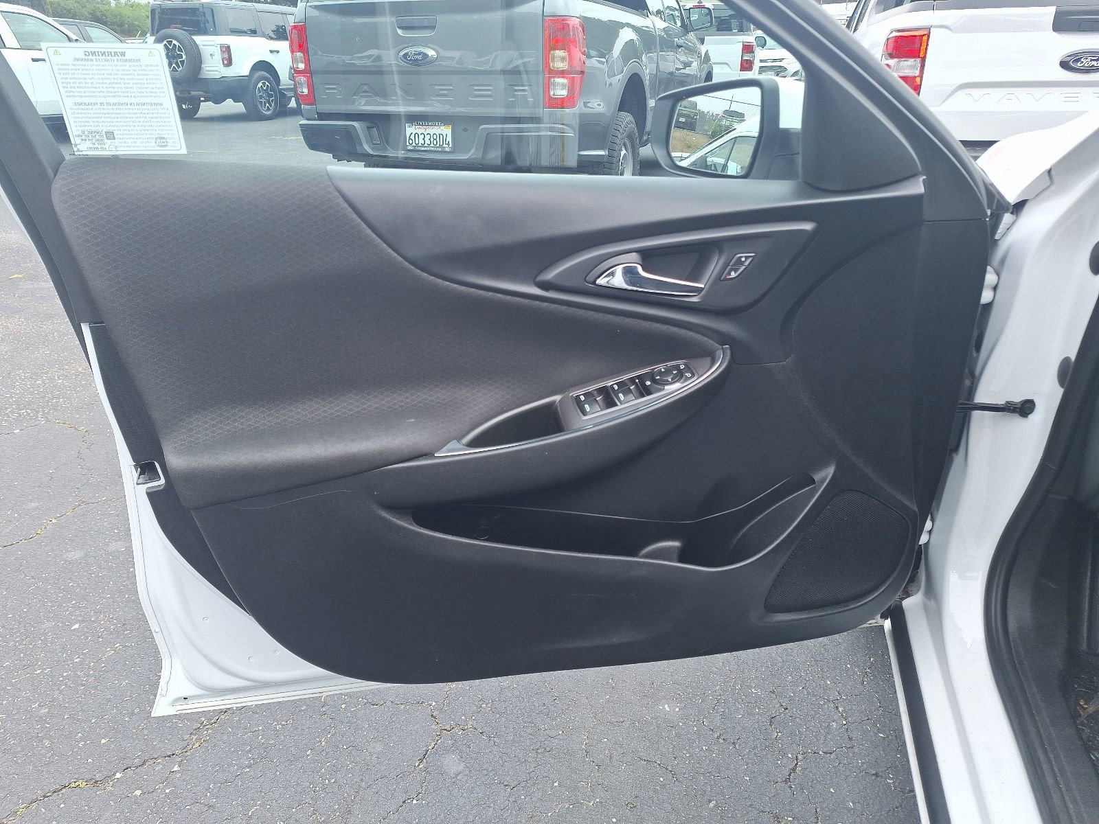 Used 2021 Chevrolet Malibu LT FWD image 9