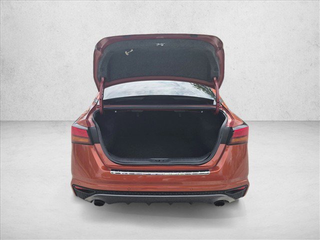 Used 2021 Nissan Altima 2.5 SR FWD image 5