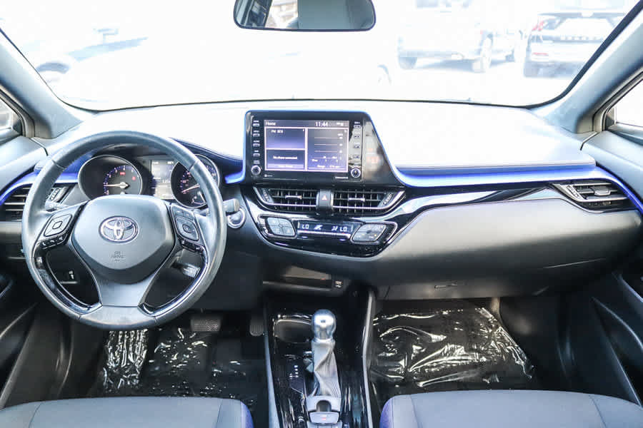 Used 2021 Toyota C-HR XLE FWD image 12