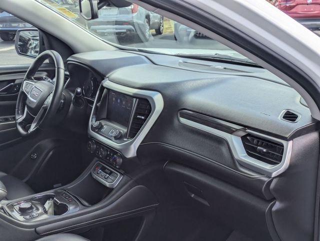 Used 2023 GMC Acadia SLT w/ Elevation Edition image 38