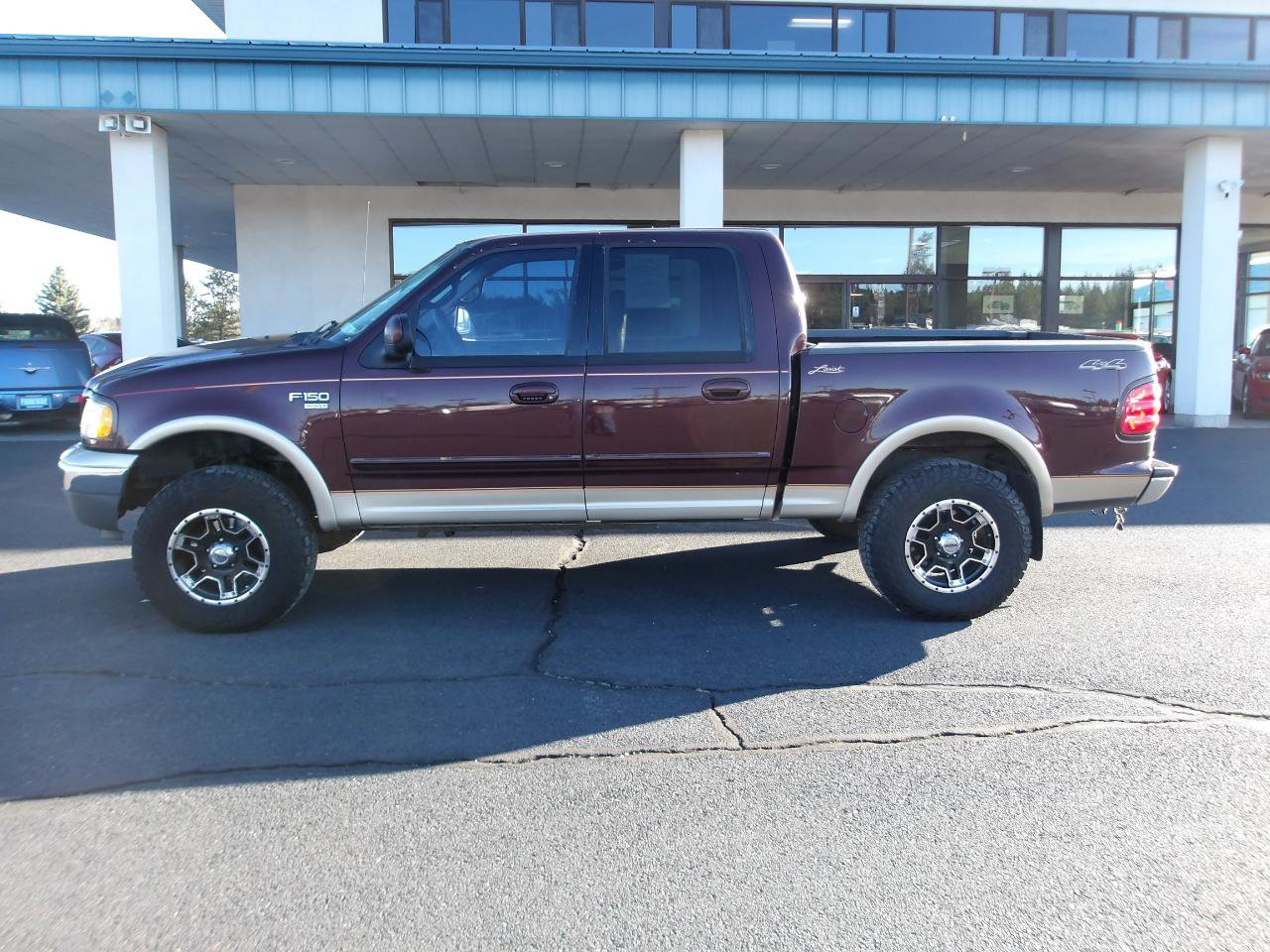 Used 2001 Ford F150 Lariat AWD/4WD image 2