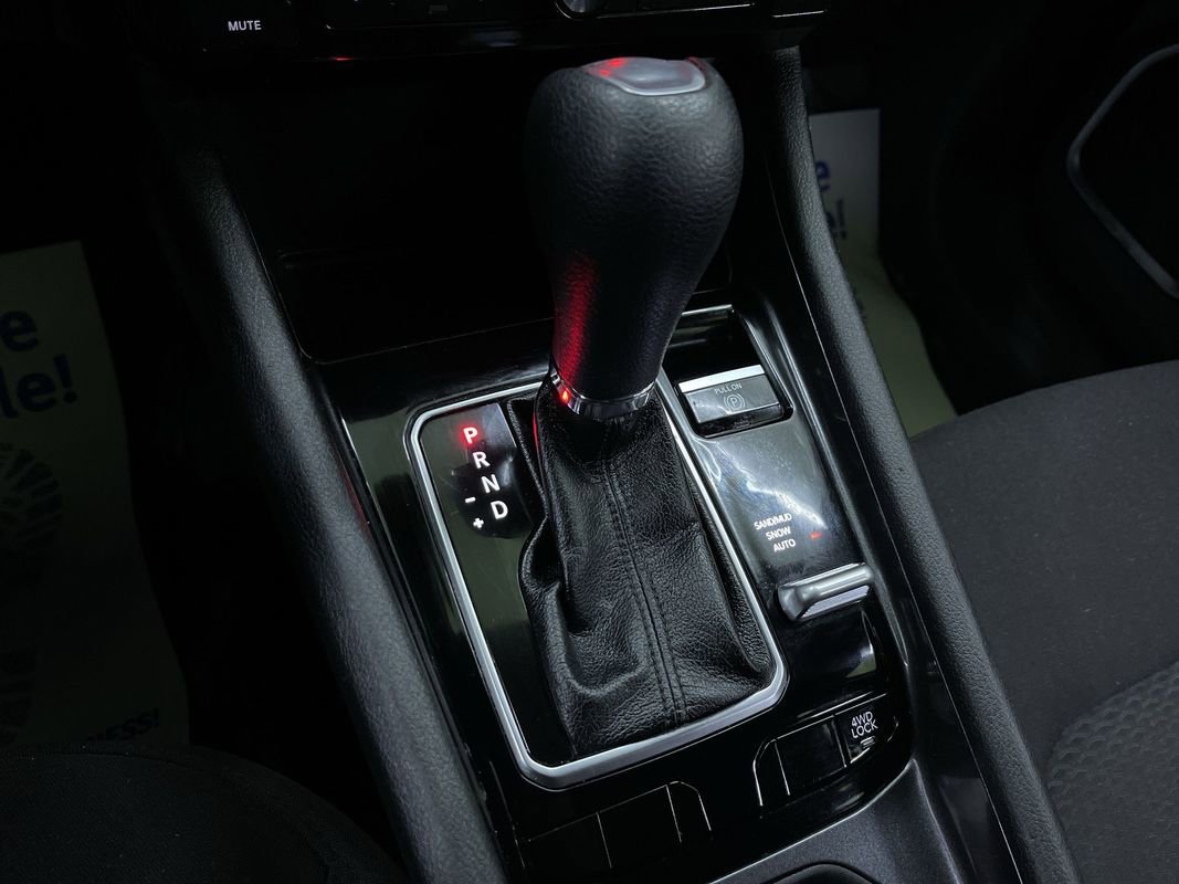 Used 2024 Jeep Compass Sport image 25