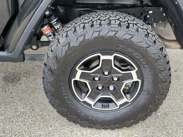 Used 2023 Jeep Gladiator Mojave w/ Cold Weather Group AWD/4WD image 27