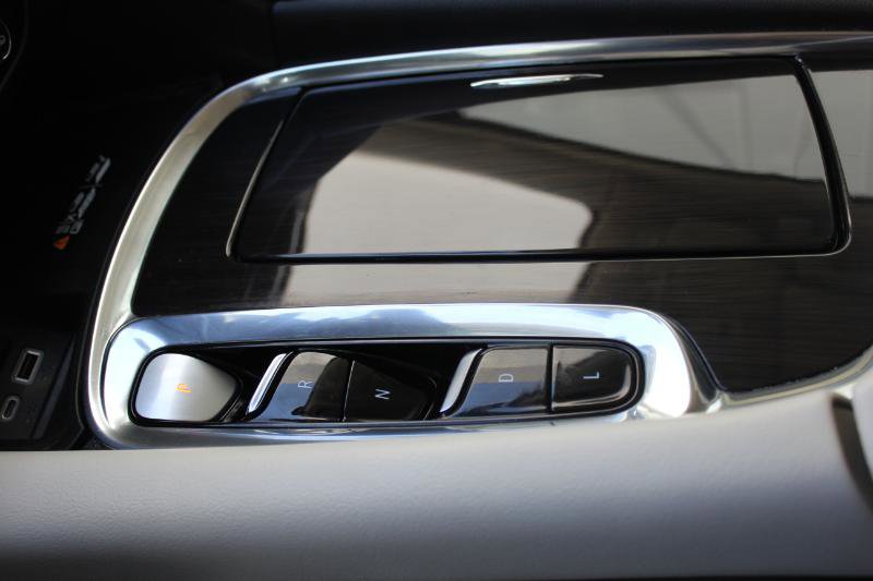 Used 2023 Buick Enclave Essence w/ Sound and Sites Package image 45