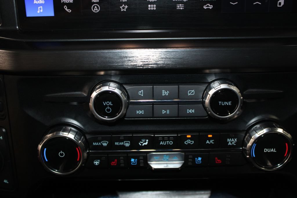 Used 2024 Ford F350 Lariat w/ Sport Appearance Package AWD/4WD image 57