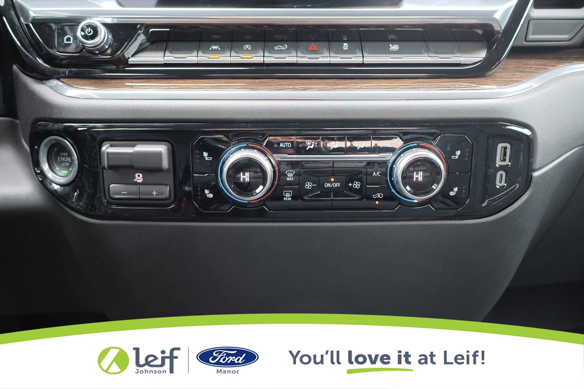 Used 2025 GMC Sierra 1500 Elevation image 23