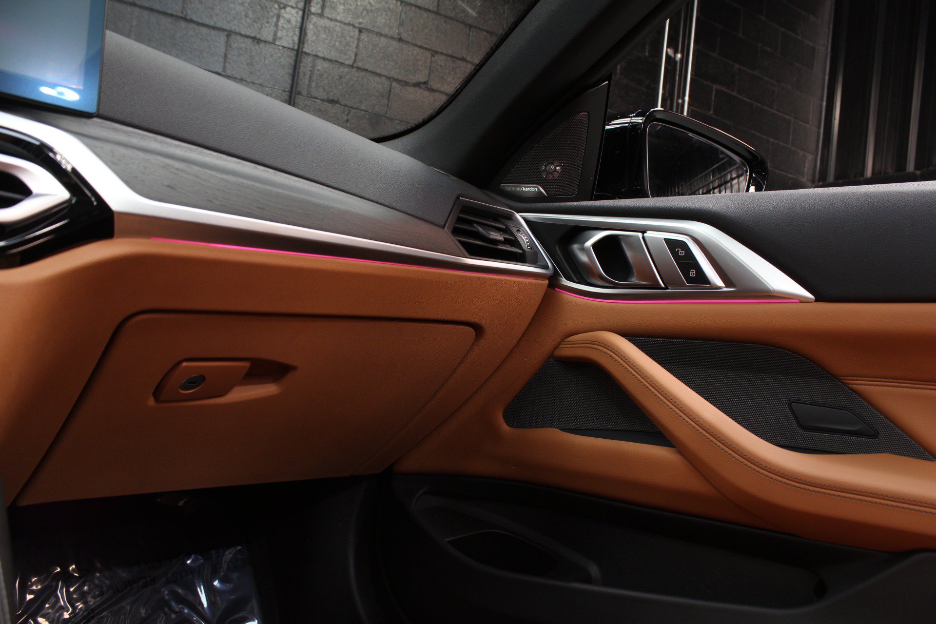 Used 2024 BMW M440i Convertible w/ Premium Package RWD image 84