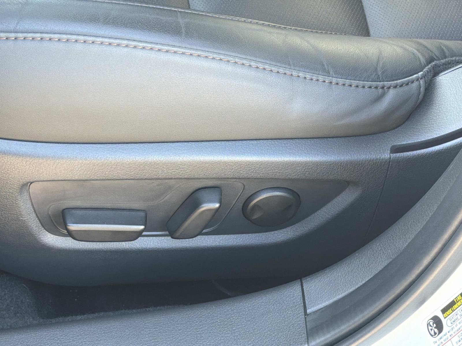 Certified 2025 MAZDA CX-30 AWD 2.5 S w/ Premium Package image 21