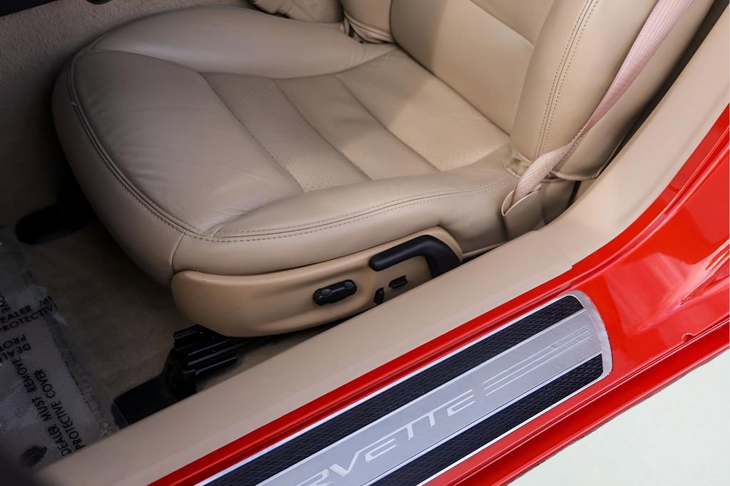 Used 2011 Chevrolet Corvette Grand Sport w/ Preferred Equipment Group image 11