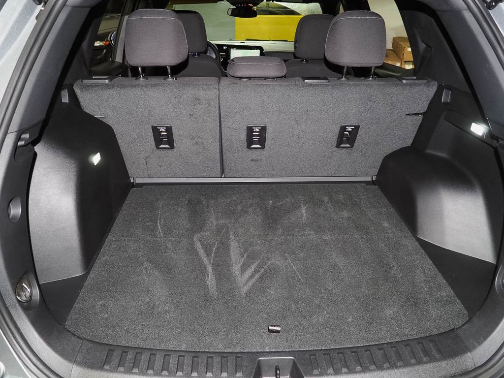 Used 2025 Chevrolet Equinox LT image 9