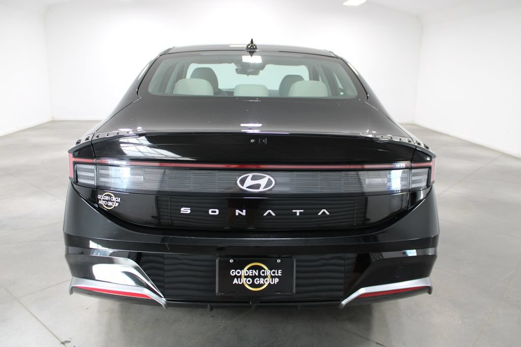 Used 2024 Hyundai Sonata SEL FWD image 8