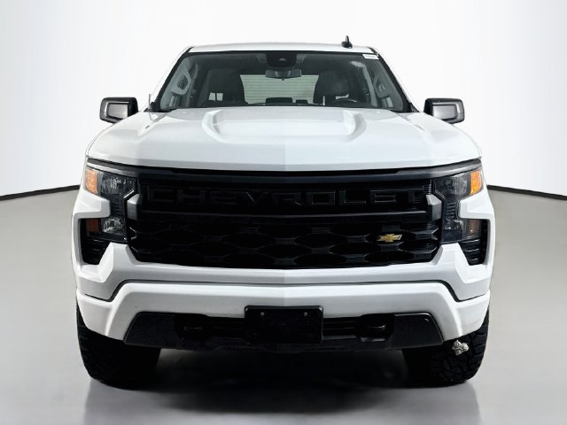 Used 2023 Chevrolet Silverado 1500 Custom RWD image 2