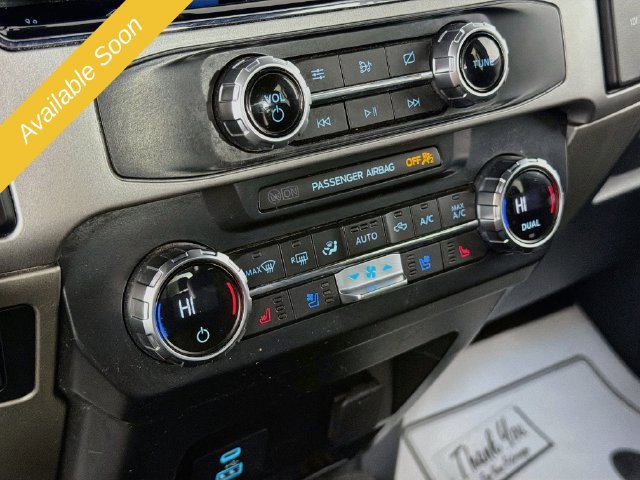 Used 2022 Ford F350 Lariat w/ Tremor Off-Road Package AWD/4WD image 16