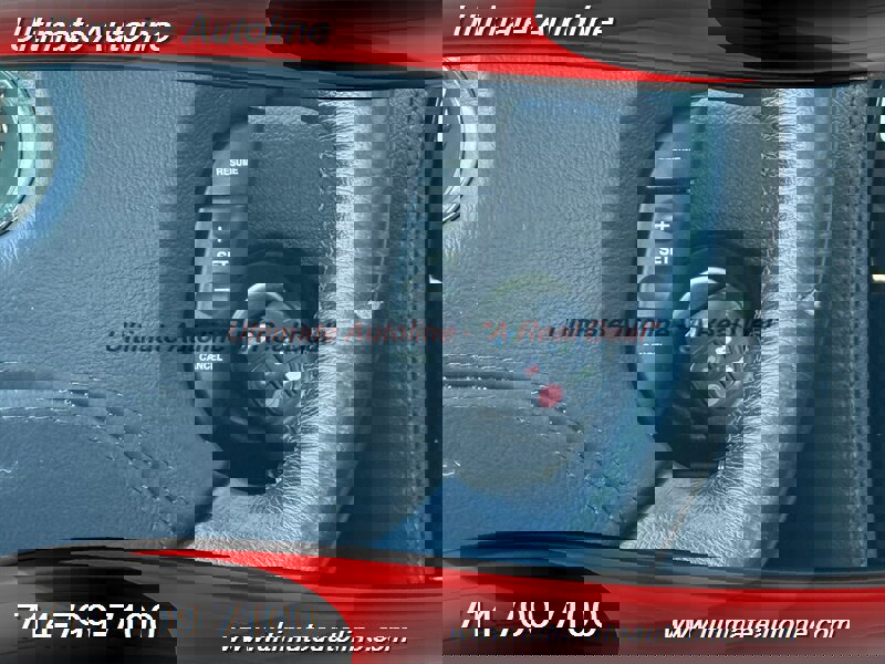 Used 2004 Jaguar XJ8 image 19